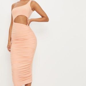 🍑 Peachy-nude One-shoulder Cutout Dress